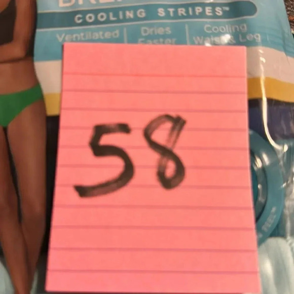 Woman’s Fruit of the Loom 5 pk Bikinis size XL 8 - Picture 5 of 5